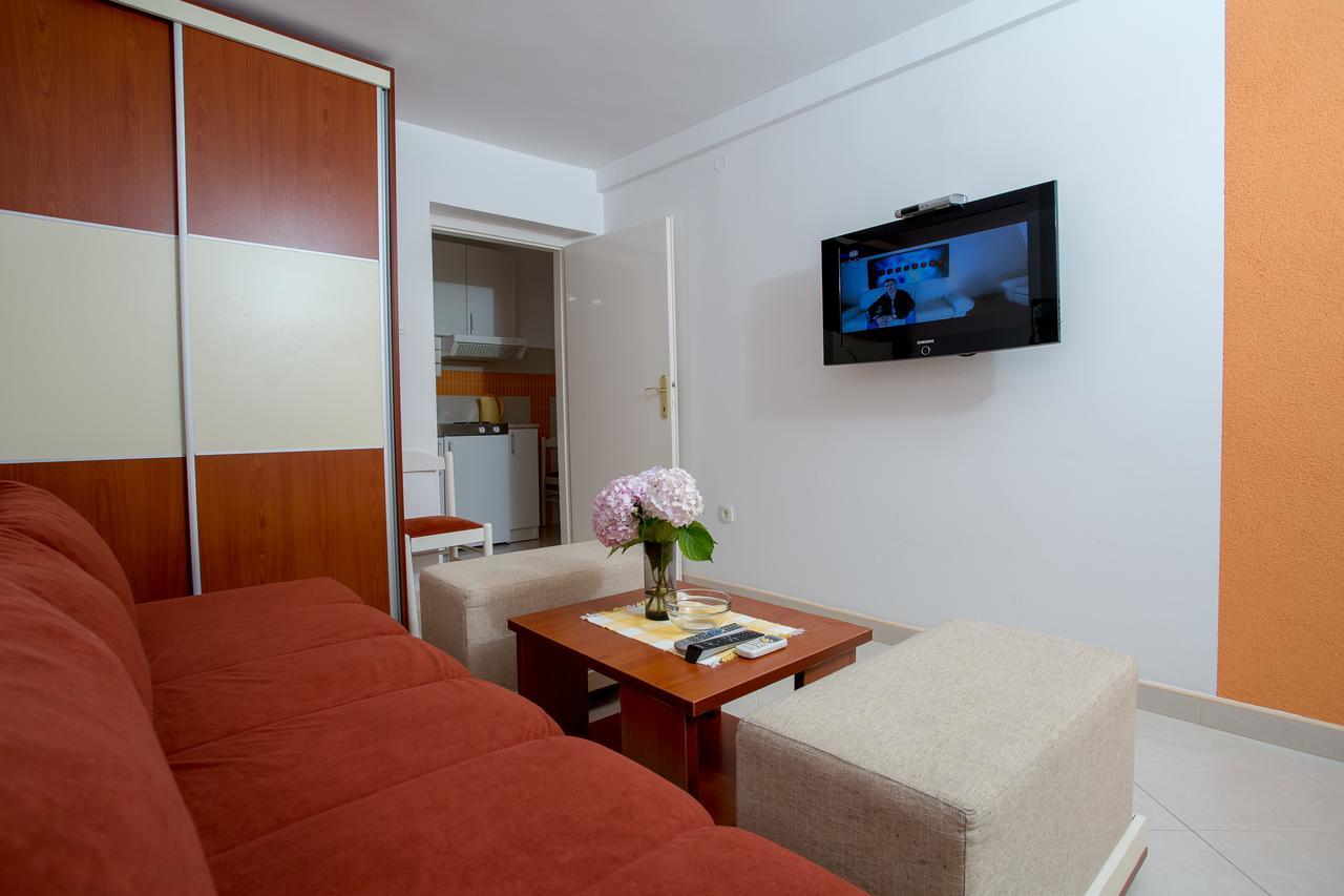 Sofija Apartments Светі-Стефан Екстер'єр фото